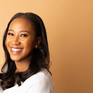 Meet your Posher, Kendra